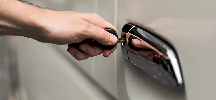 Why Choose Our Auto Locksmith Team in Topeka, KS?